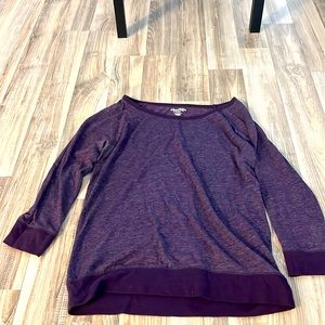 Three-quarter length sleeve top